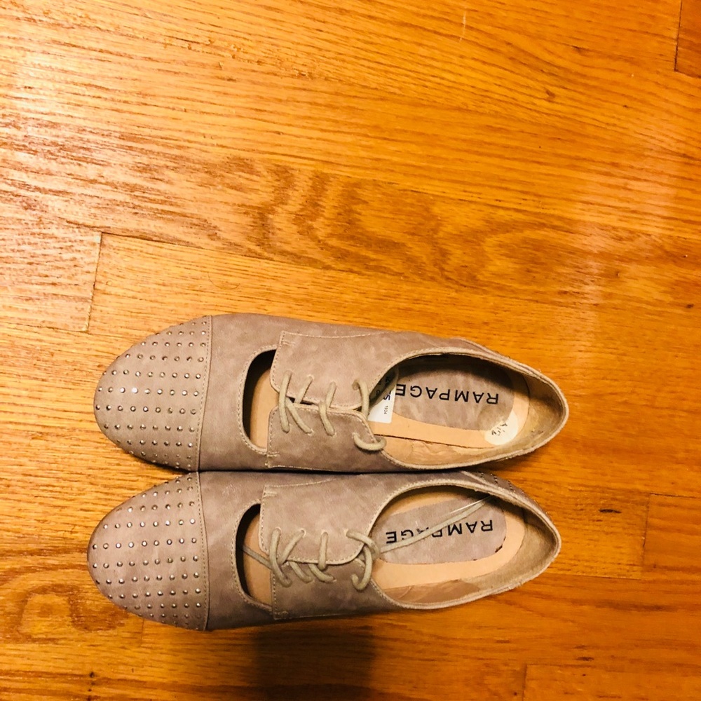 Shoes - Picture 2 of 2